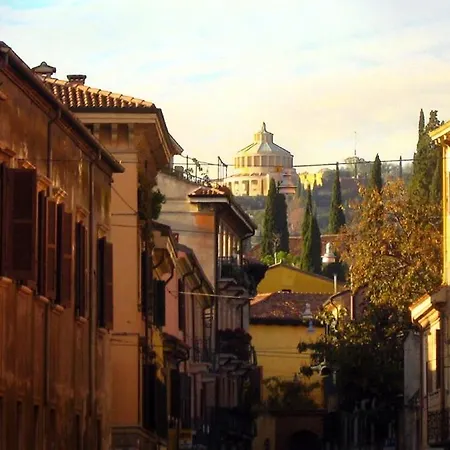 Apartment Letters To Juliet *
